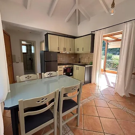 Delphinus Villas-villa Nikitas *