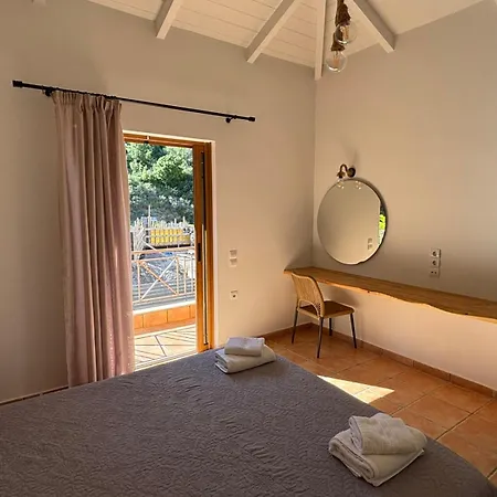 Delphinus Villas-villa Nikitas * Agios Nikitas